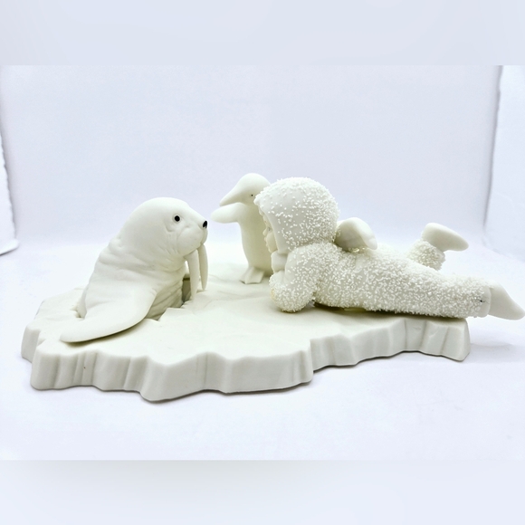 Vtg Department 56 Snowbabies WHO ARE YOU? 7" Walrus Penguin 1989‎ Dept 56 #04921 - Picture 2 of 15